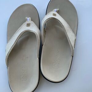 Spenco Cream and Black Sandals | Women 8